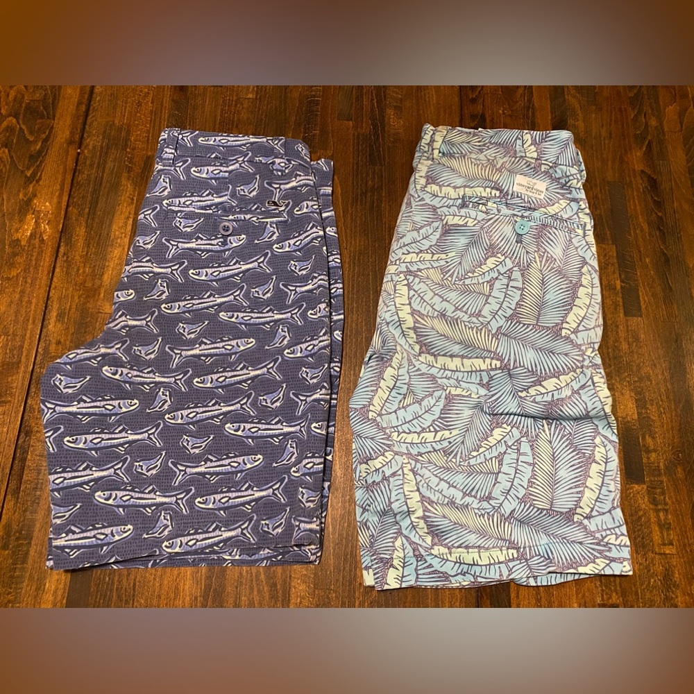 Vineyard Vines Breaker Shorts Mens 28 Blue All Over Print Fish Leaves Lot of 2**